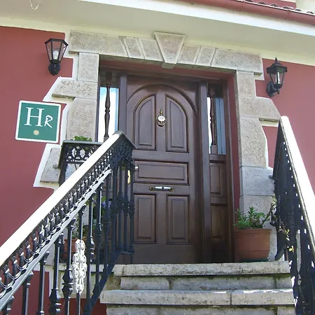 Hotel La Curva Ribadesella Parking Sardalla