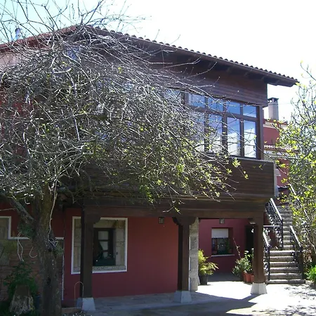 Hotel La Curva Ribadesella Parking